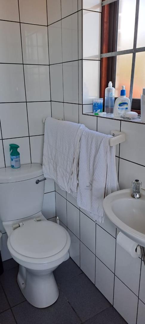 To Let 1 Bedroom Property for Rent in Summerstrand Eastern Cape